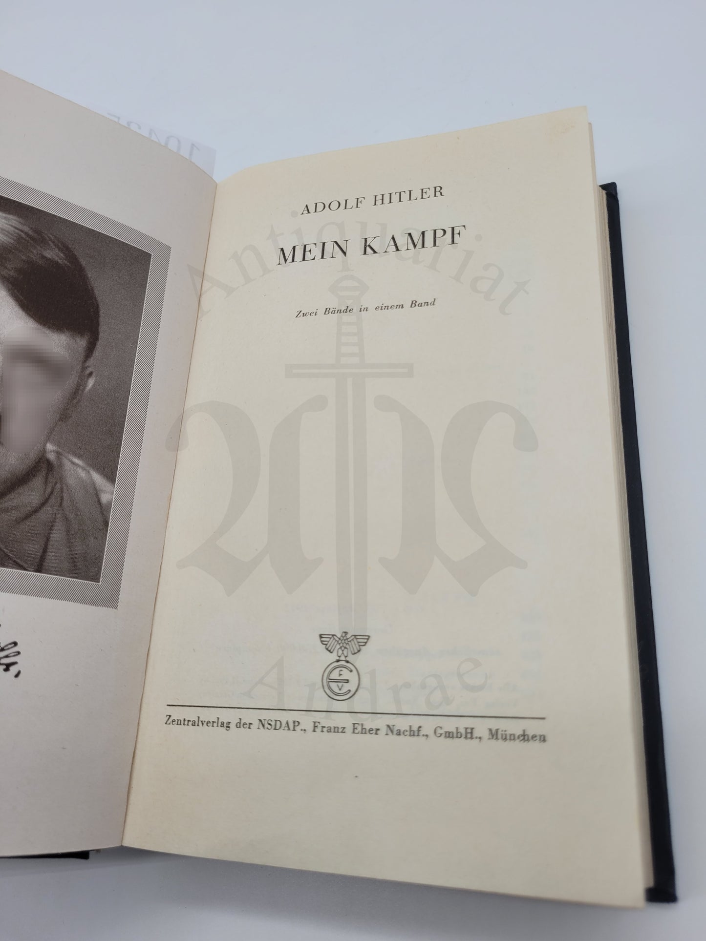 Mein Kampf Volksausgabe 1942 (Druckschrift)